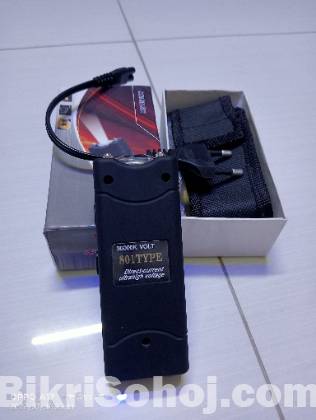 Self defence electric shock device